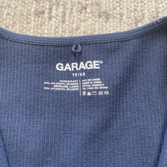 Navy Garage tank - Picture 2 of 2